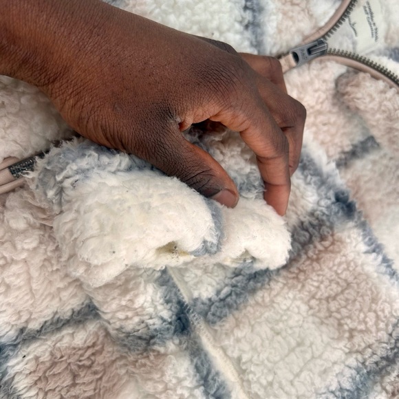 Abercrombie & Fitch Plaid / Sherpa Fleece / Quarter-Zip/ Jacket Pullover - Picture 10 of 10